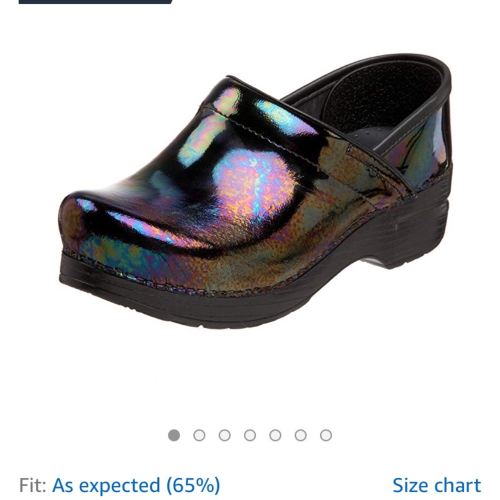 Size 39 women’s Dansko clogs!! Never worn